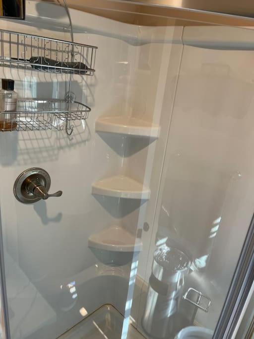 Charming Casita All Too Yourself Near Midtown Apartment Сакраменто Екстериор снимка
