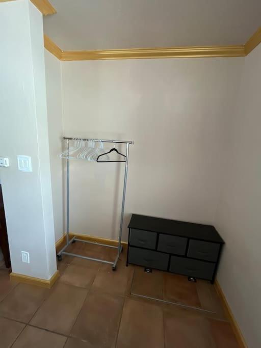 Charming Casita All Too Yourself Near Midtown Apartment Сакраменто Екстериор снимка